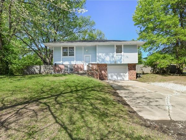 16006 Lawrence Avenue, Belton, MO 64012