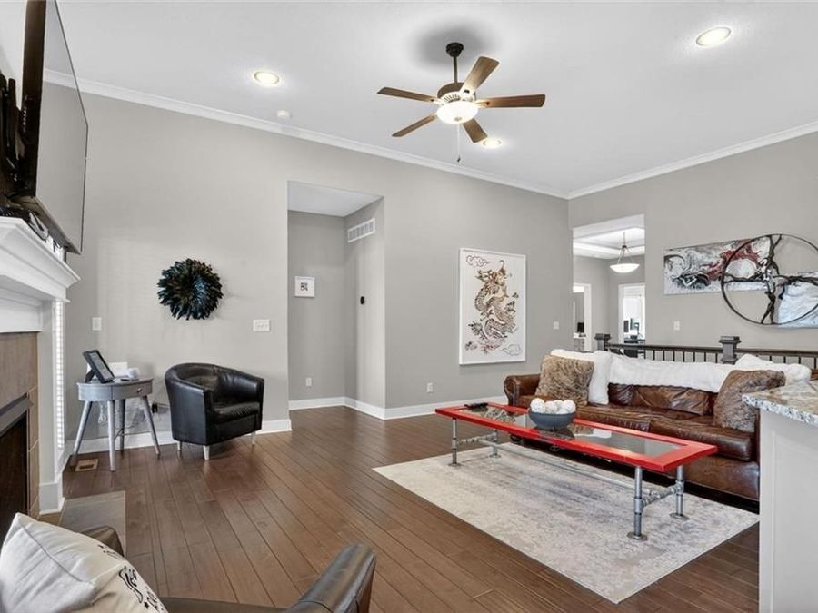 Property Image 6
