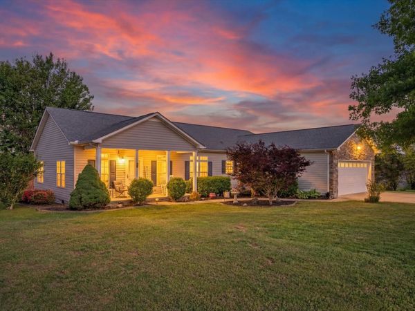 2108 Buckskin Ct , Spring Hill, TN 37174