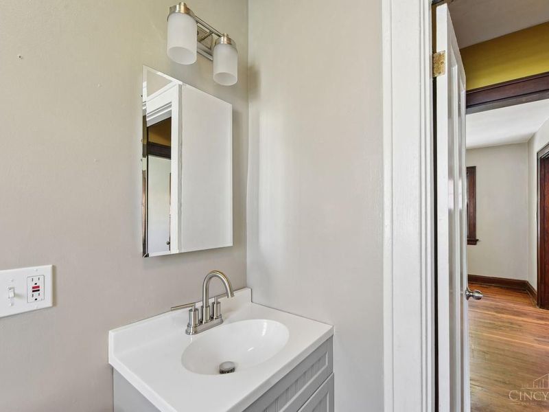 4568 Innes Avenue, Cincinnati, OH 45223 Photo 21