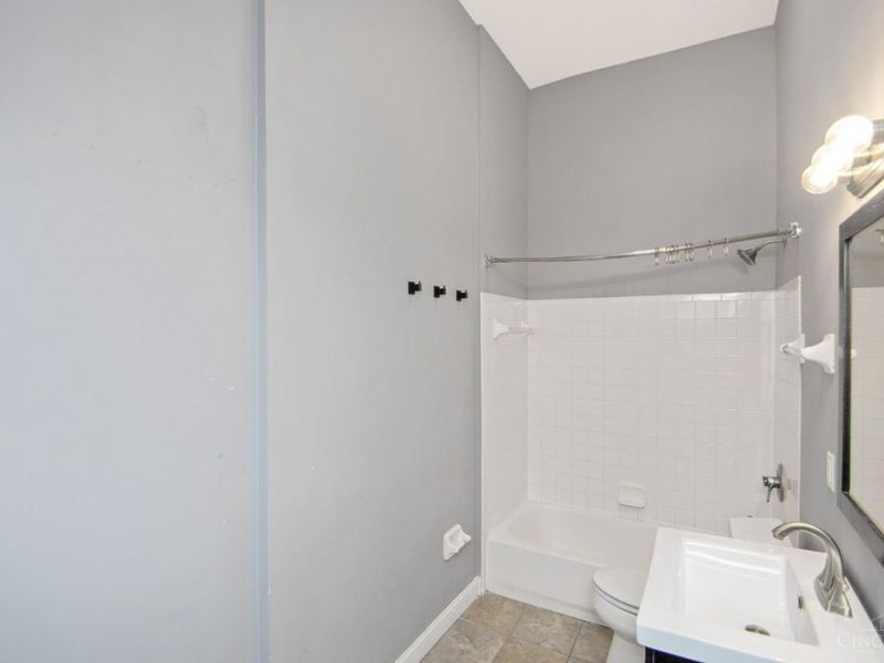 1217 Central Avenue, Cincinnati, OH 45214 Photo 22