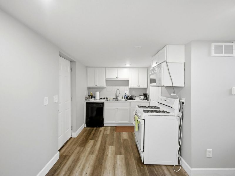 1900-1904 Hamilton Avenue , Columbus, OH 43211 Photo 11