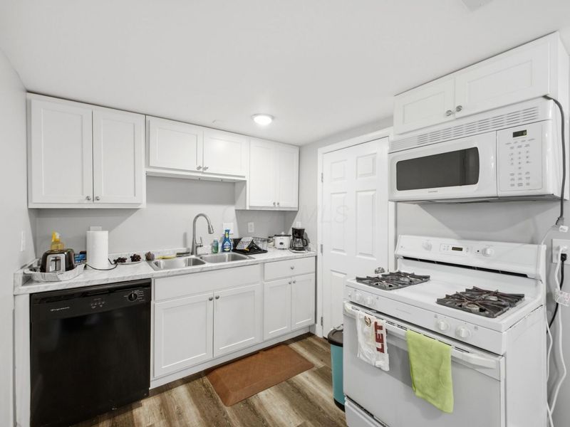 1900-1904 Hamilton Avenue , Columbus, OH 43211 Photo 12