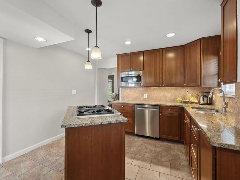 1308 Murrell Avenue , Columbus, OH 43212 Photo 11