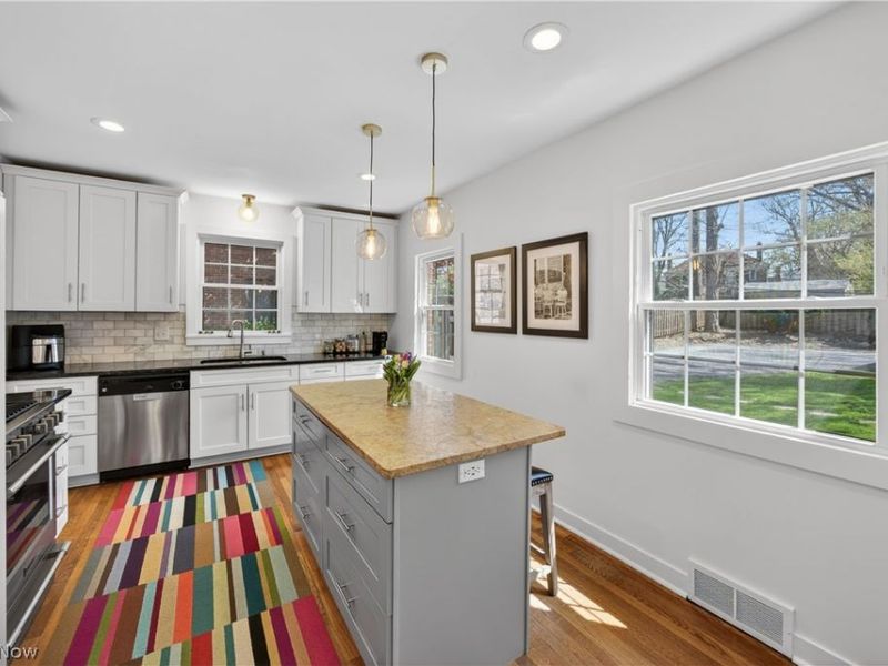 2623 Charney Road , University Heights, OH 44118 Photo 13