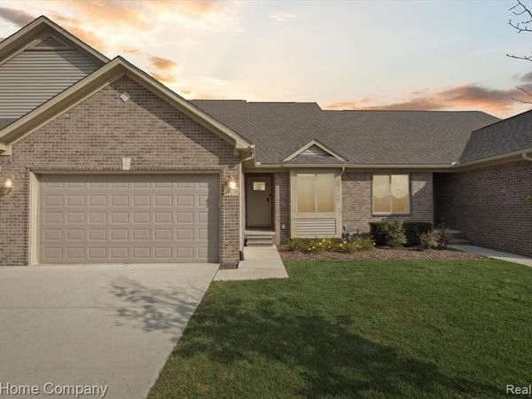 48270 Applegrove Lane , New Baltimore, MI 48051