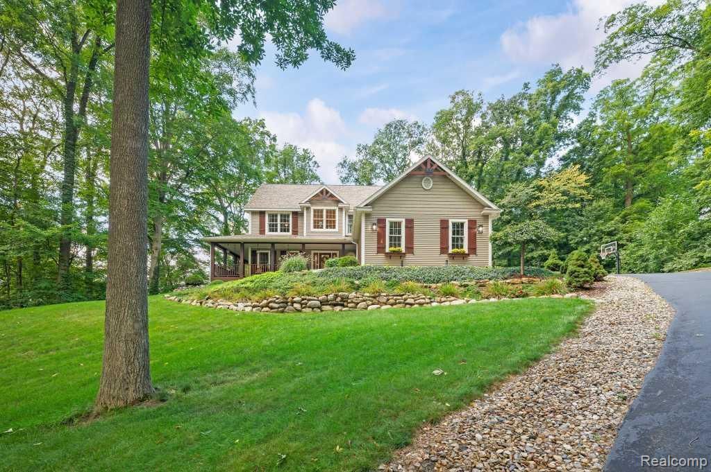 10568 Garr Road, Oronoko Charter Township, MI 49103 Main Photo