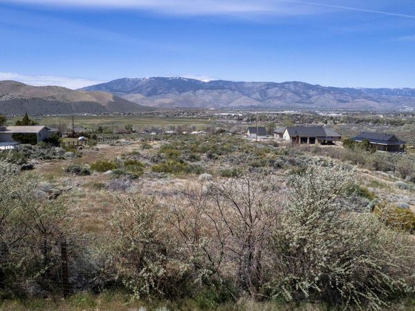6260 Pursia Road, Carson City, NV 89701