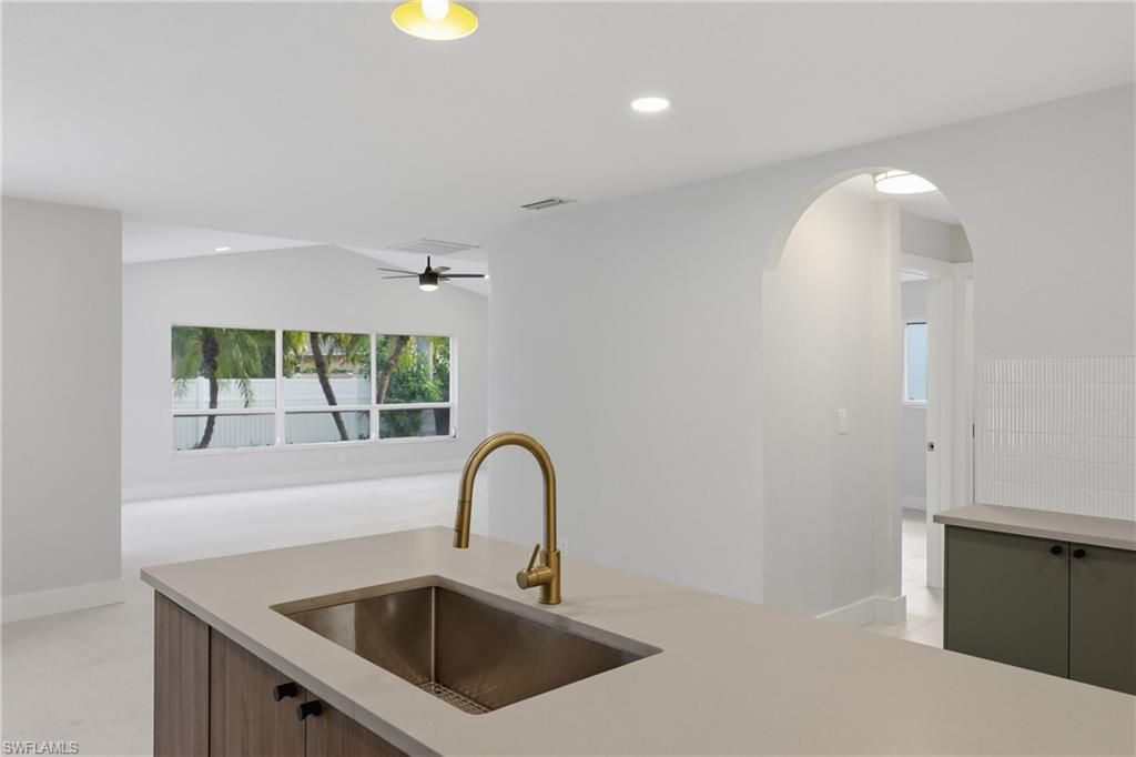 627 SW 56th St, Cape Coral, FL 33914 Photo