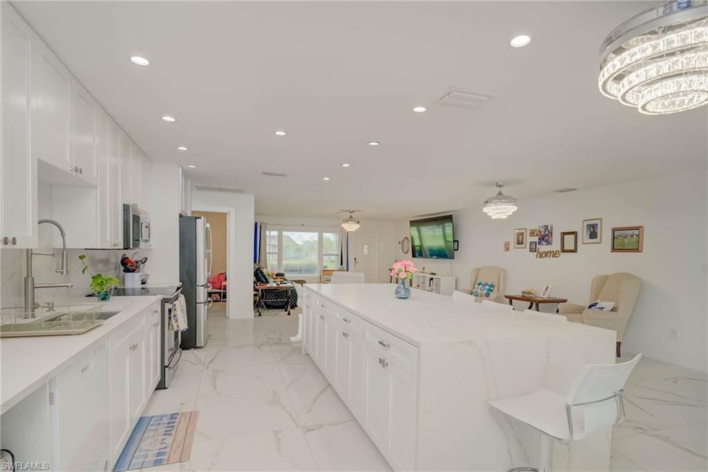 14539 Riverside Dr , Fort Myers, FL 33905 Photo
