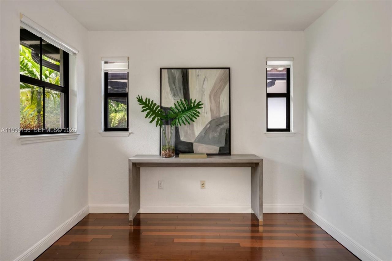 3067 Indiana Street, Miami, FL 33133 Photo