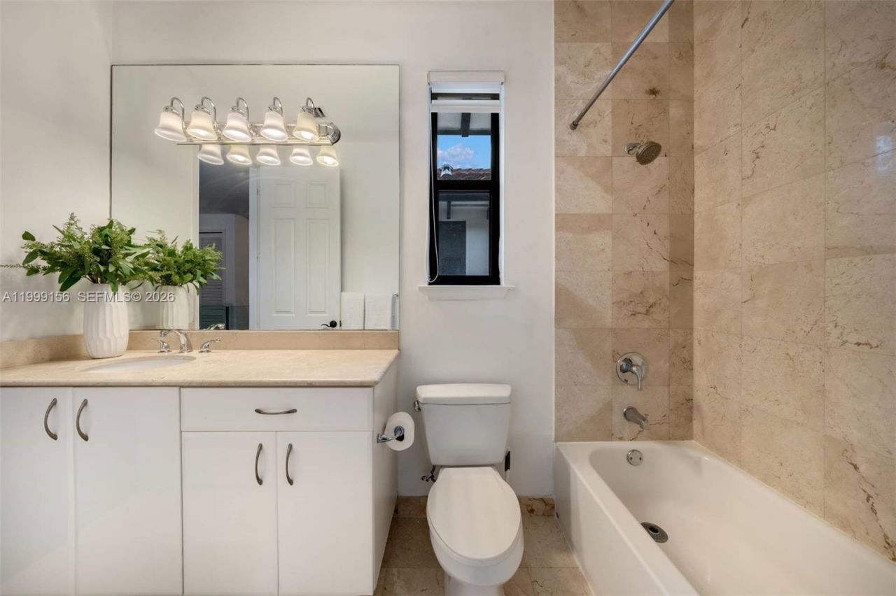 3067 Indiana Street, Miami, FL 33133 Photo