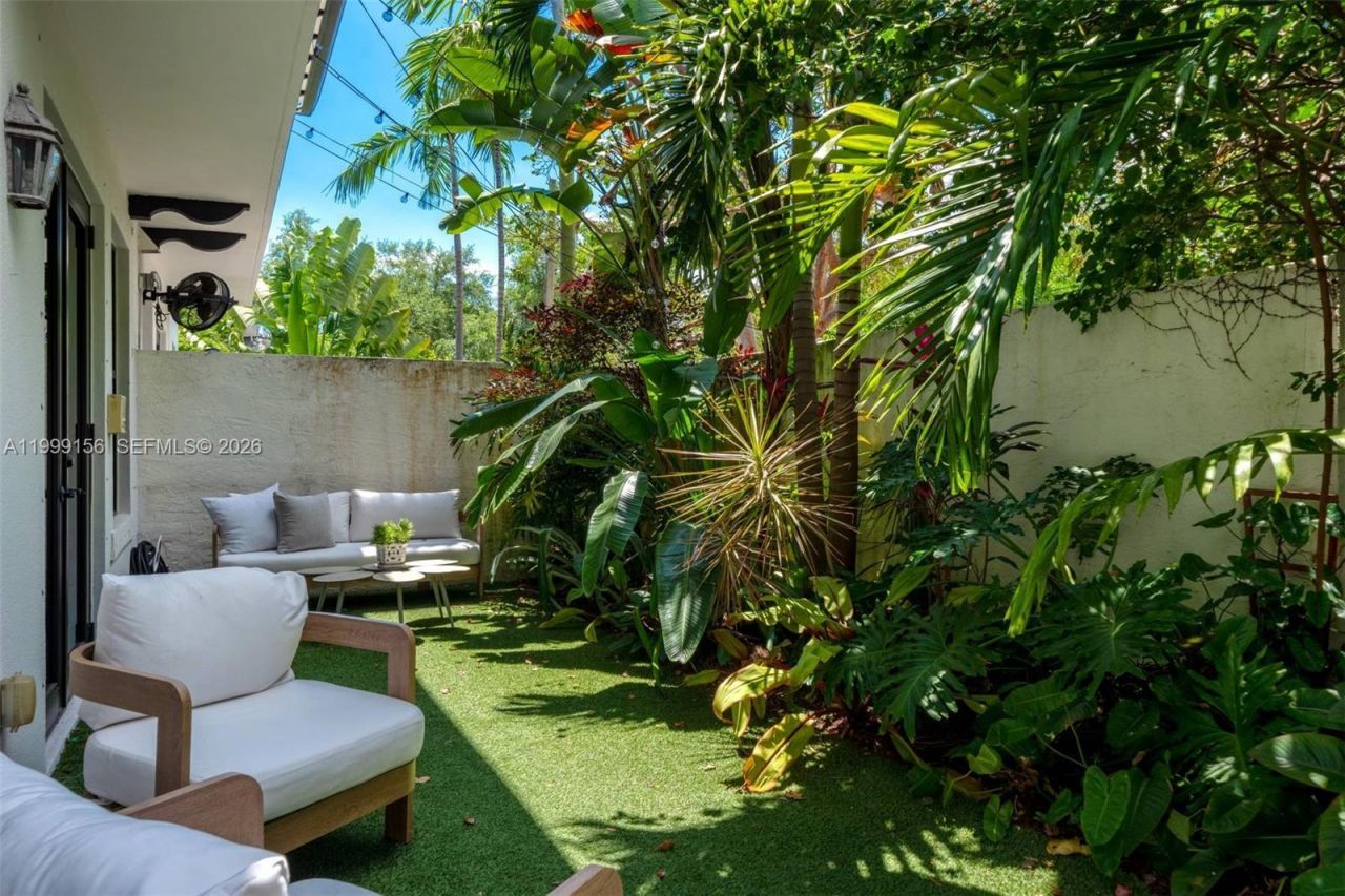 3067 Indiana Street, Miami, FL 33133 Photo