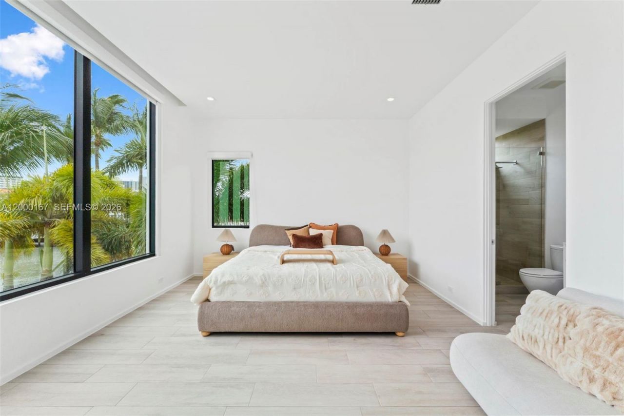4232 E Tradewinds Ave , Lauderdale by the Sea, FL 33308 Photo