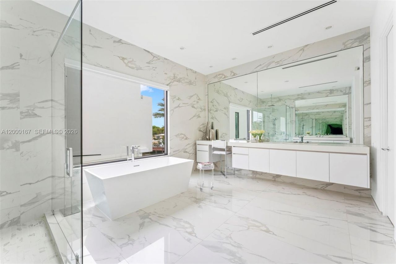 4232 E Tradewinds Ave , Lauderdale by the Sea, FL 33308 Photo