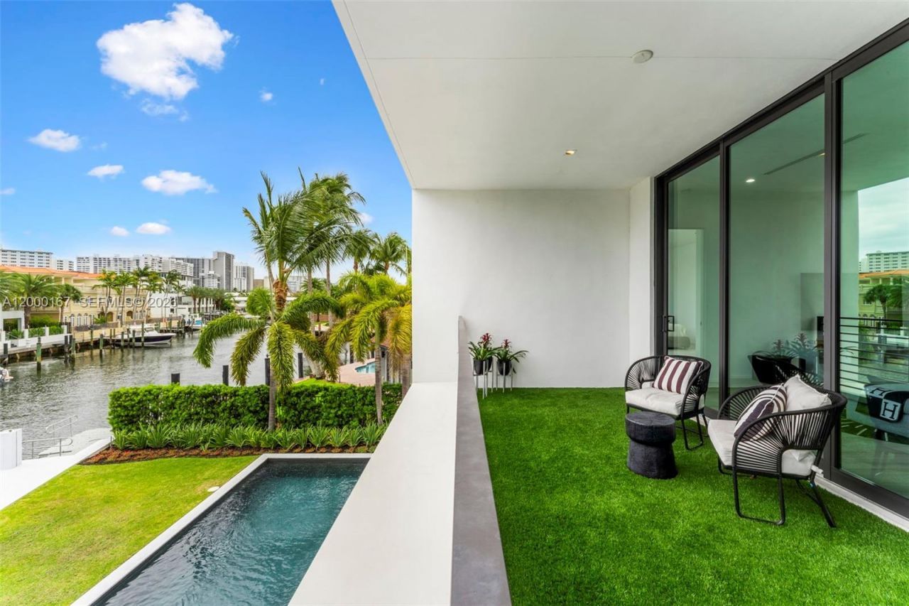 4232 E Tradewinds Ave , Lauderdale by the Sea, FL 33308 Photo