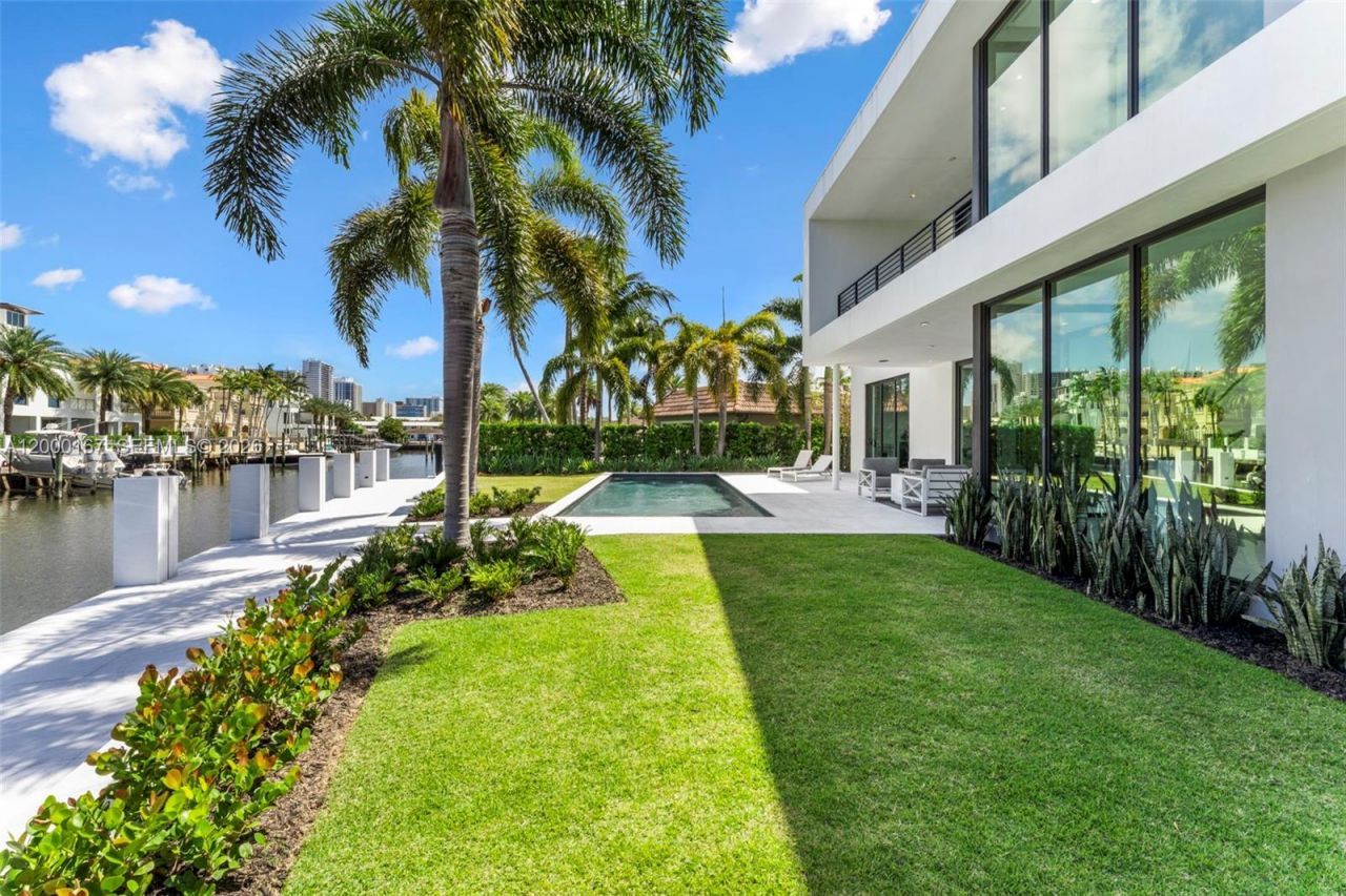 4232 E Tradewinds Ave , Lauderdale by the Sea, FL 33308 Photo