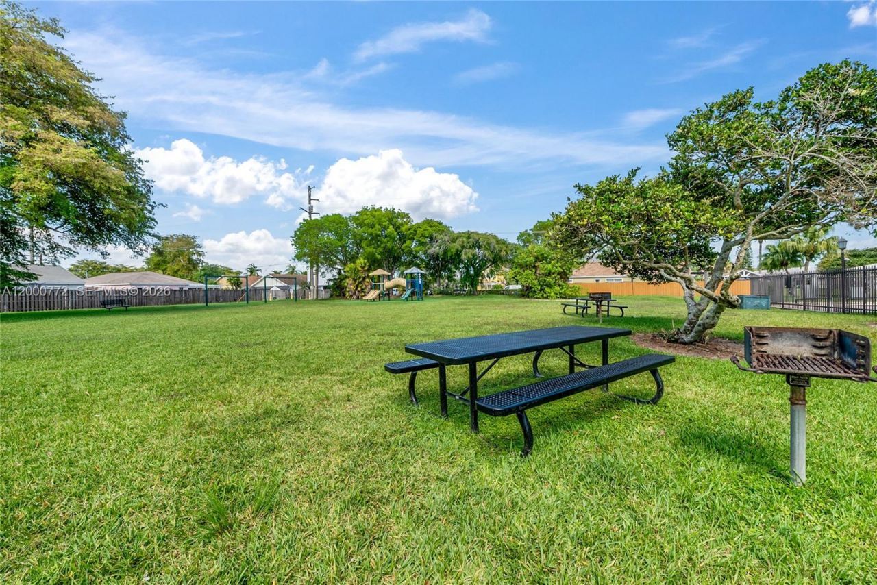 12313 SW 148th Ter, Miami, FL 33186 Photo