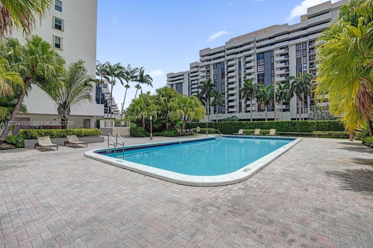 625 Biltmore Way, Unit 103, Coral Gables, FL 33134 Photo