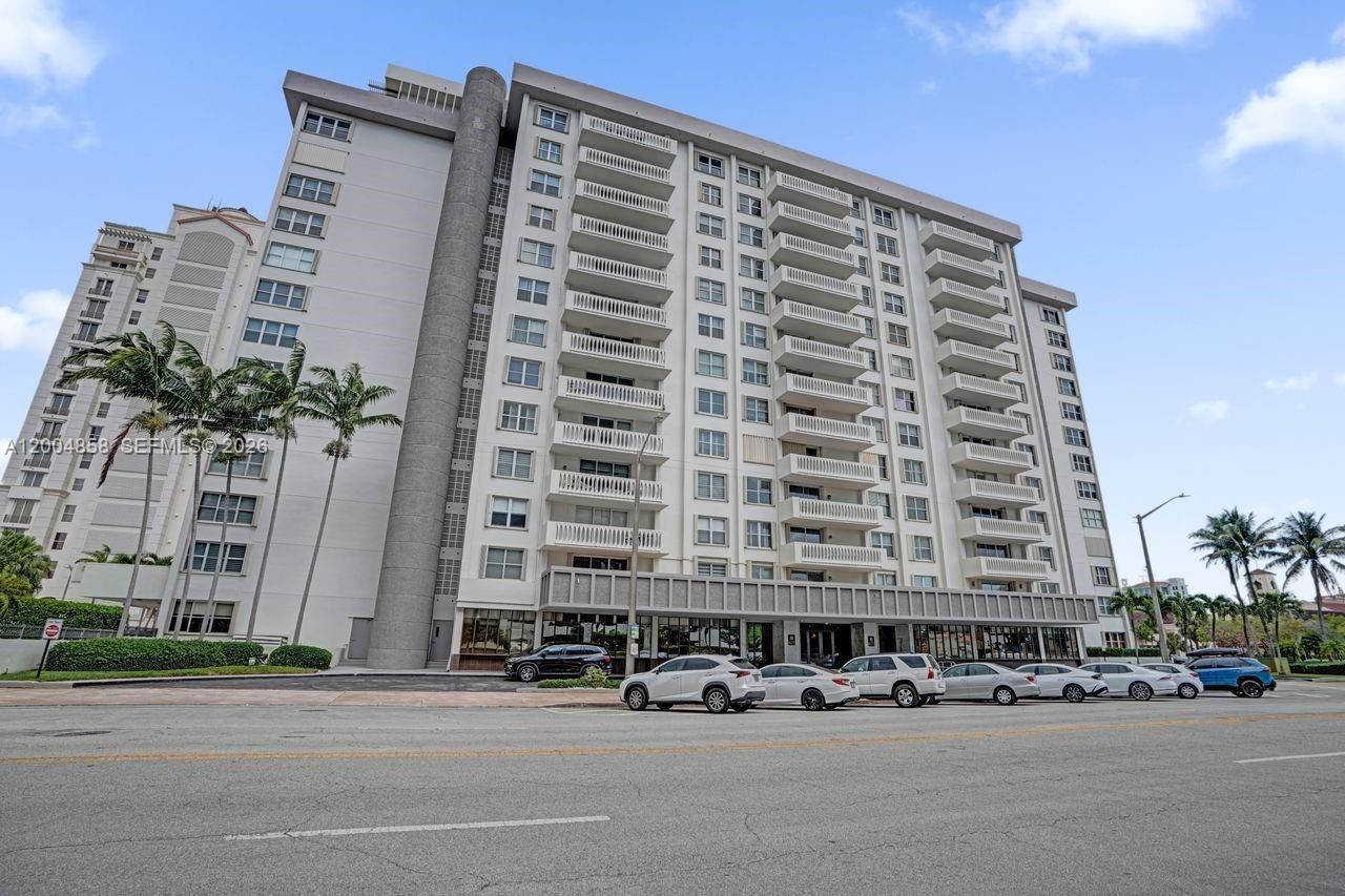 625 Biltmore Way, Unit 103, Coral Gables, FL 33134 Photo