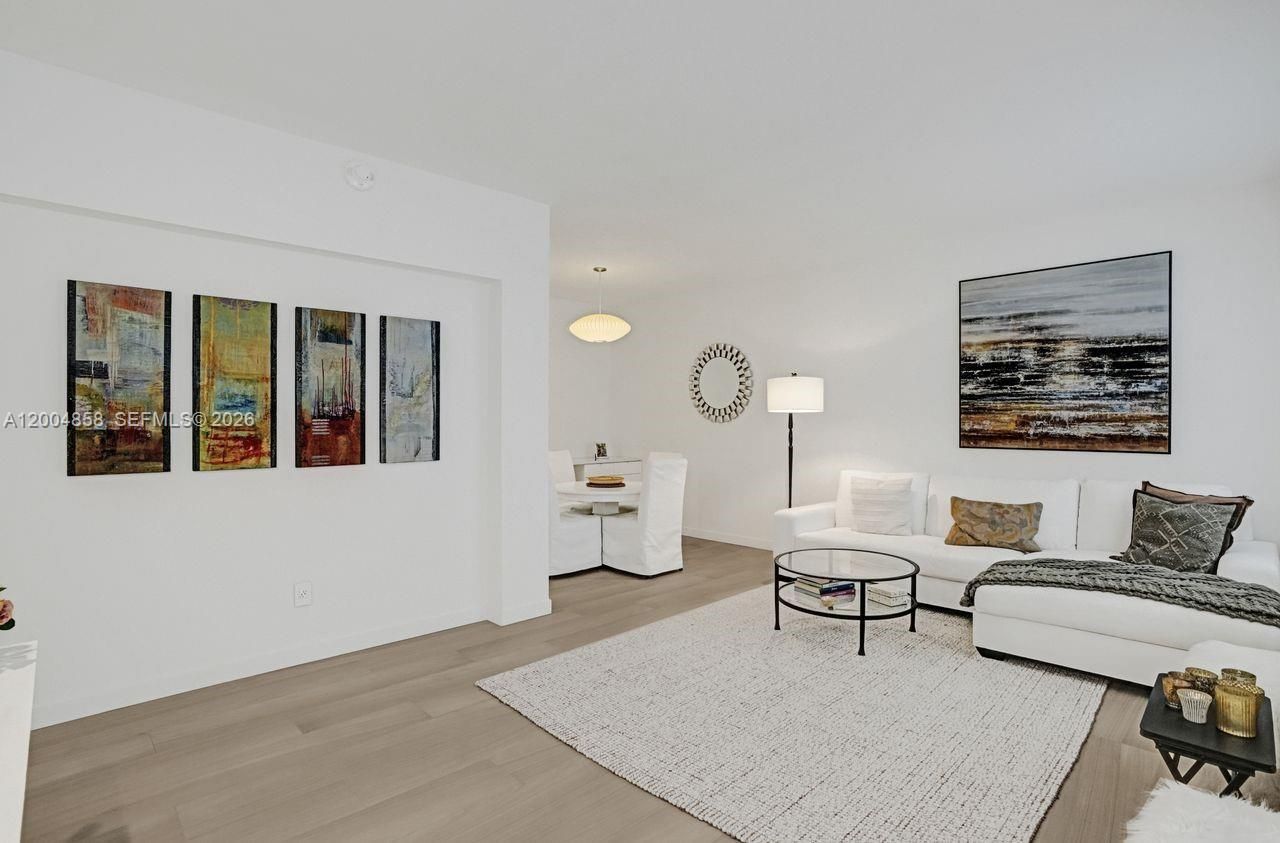 625 Biltmore Way, Unit 103, Coral Gables, FL 33134 Photo