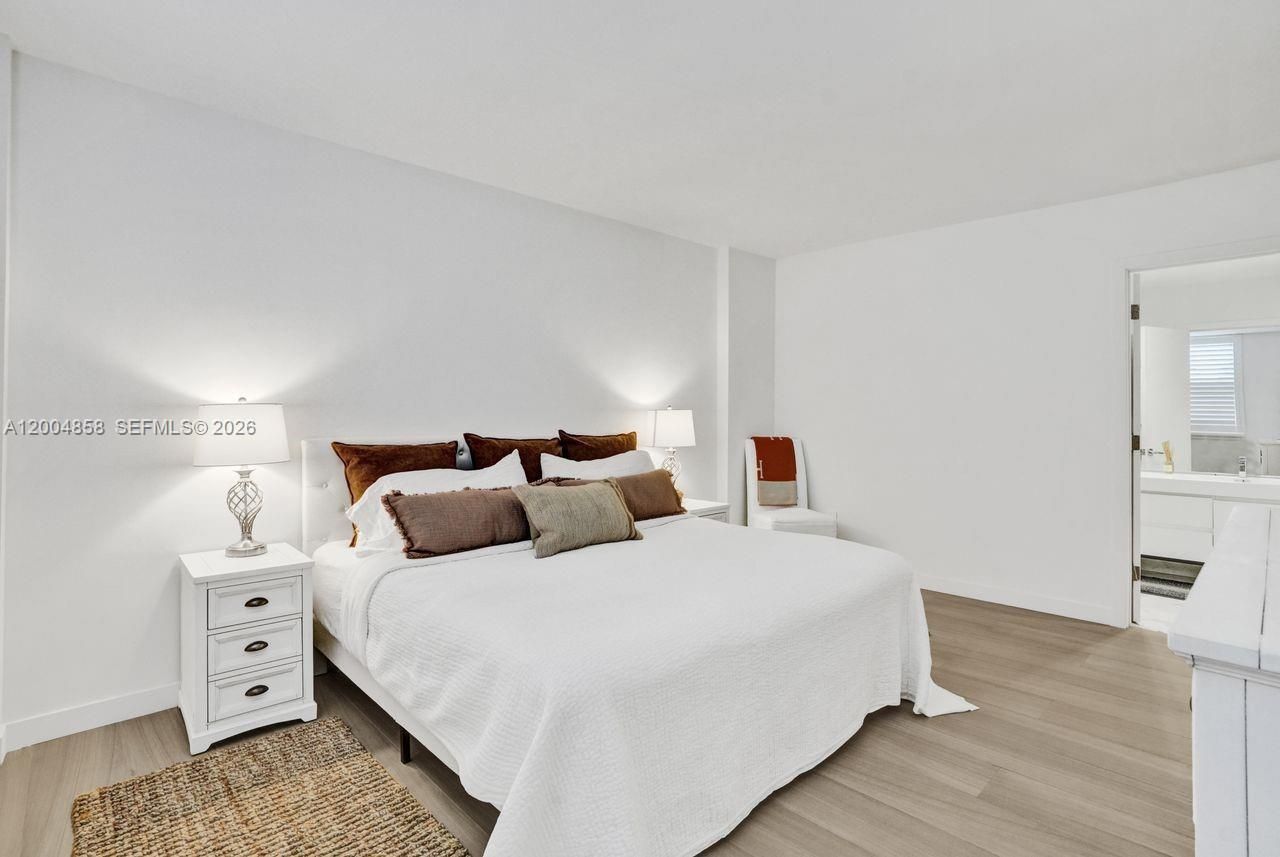625 Biltmore Way, Unit 103, Coral Gables, FL 33134 Photo