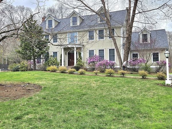 17 Morningside Lane, Lincoln, MA 01773