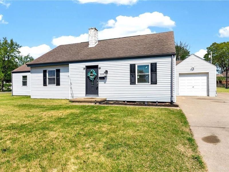 228 N Washington Boulevard, Hamilton, OH 45013 Photo 2