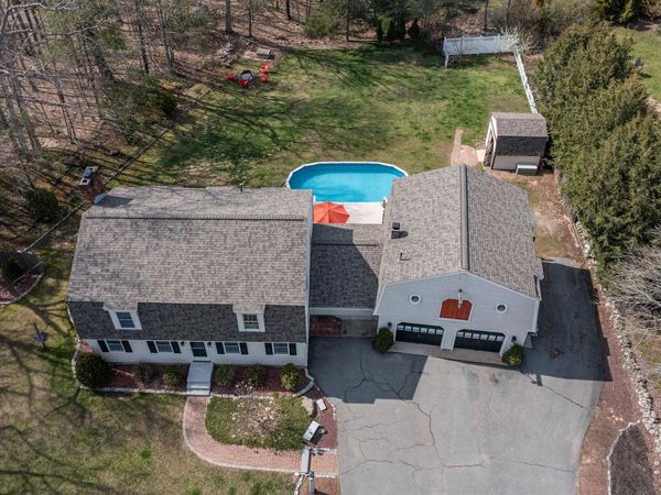 18 Smith Corner Road, Plaistow, NH 03865