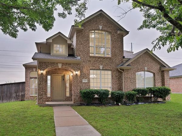 139 Glacier Lane , Cedar Hill, TX 75104