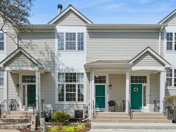 2733 Shelly Lane, Aurora, IL 60504