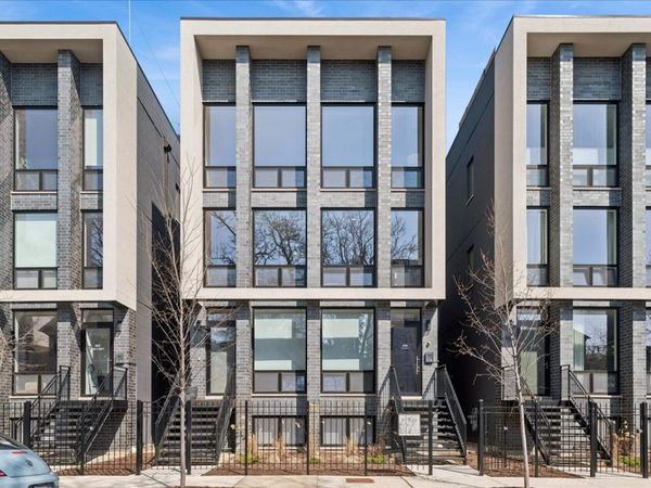 3018 W Lyndale Street , Unit 2, Chicago, IL 60647