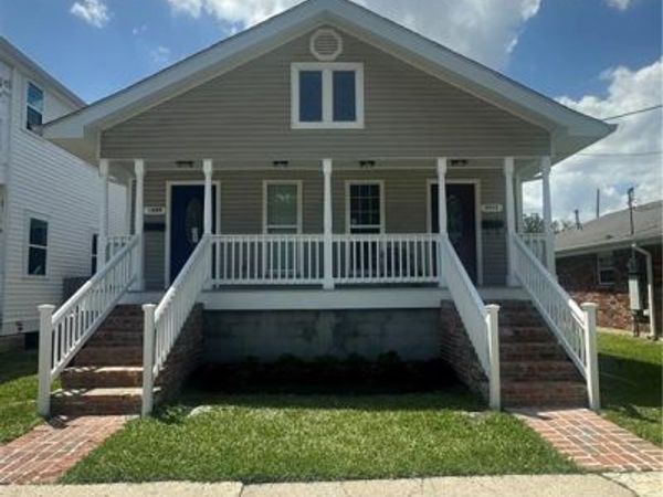 5930 LOUISVILLE Street , New Orleans, LA 70124