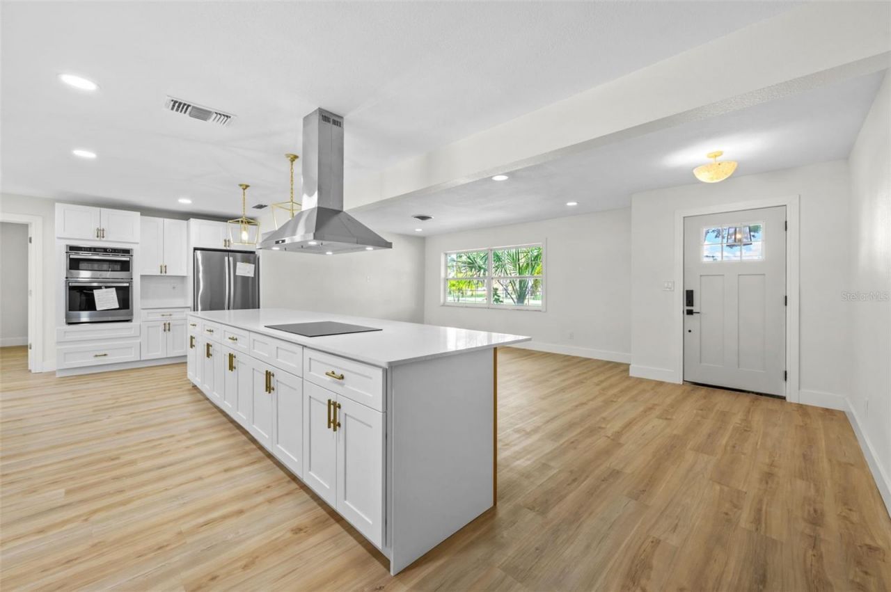 5700 Bayou Grande Boulevard Ne, Saint Petersburg, FL 33703 Photo