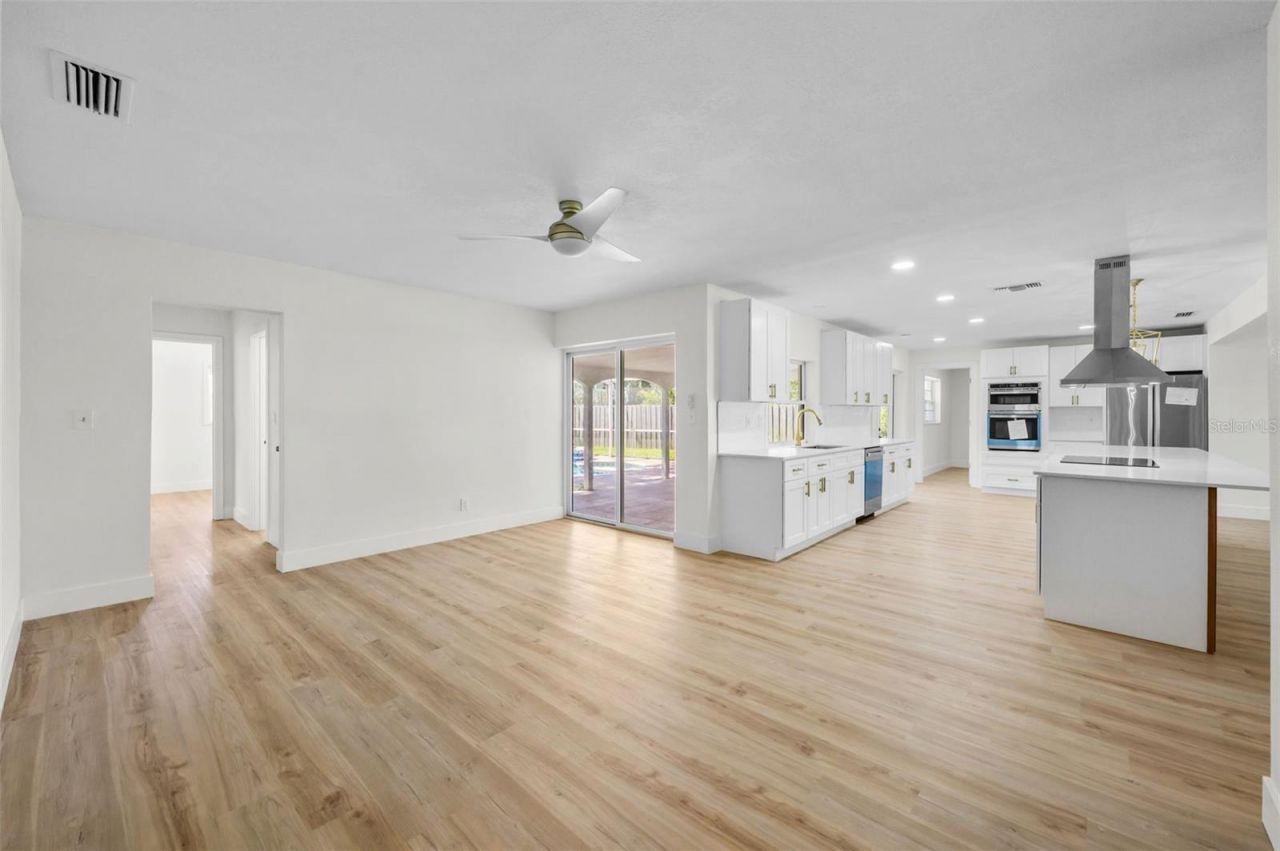 5700 Bayou Grande Boulevard Ne, Saint Petersburg, FL 33703 Photo
