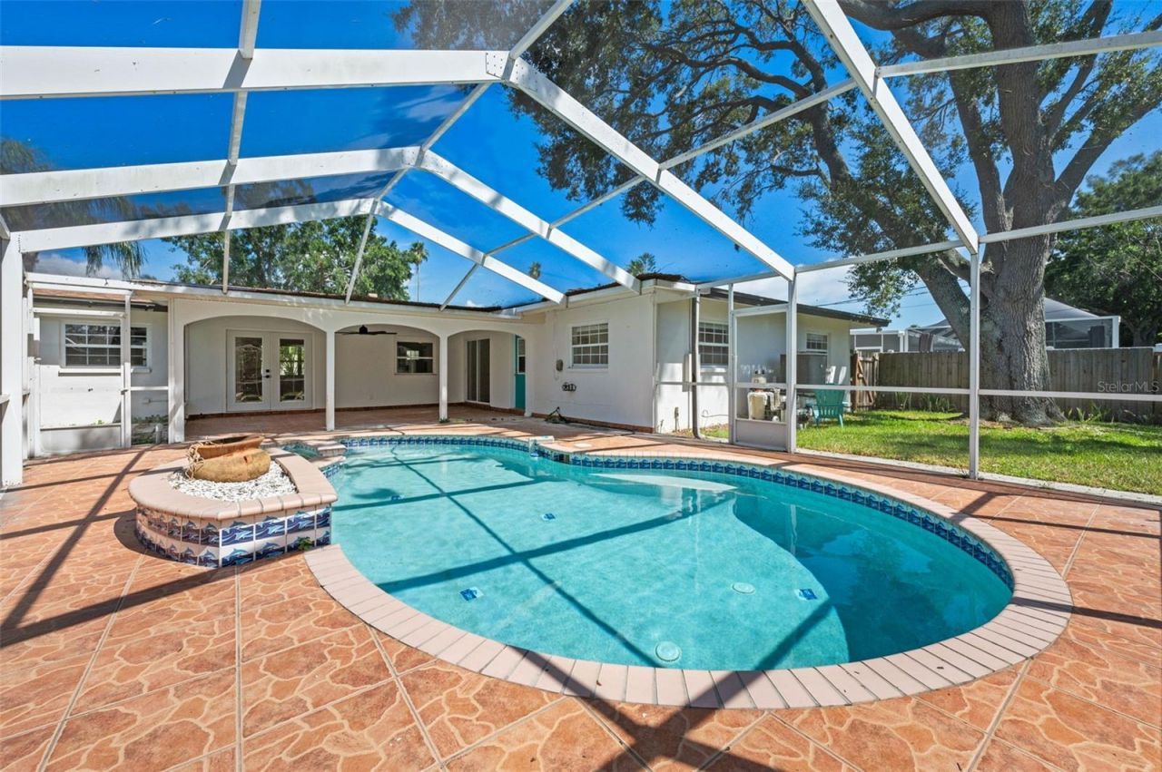 5700 Bayou Grande Boulevard Ne, Saint Petersburg, FL 33703 Photo