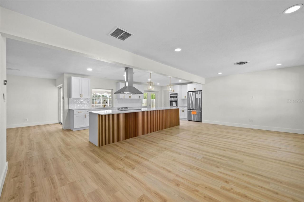 5700 Bayou Grande Boulevard Ne, Saint Petersburg, FL 33703 Photo
