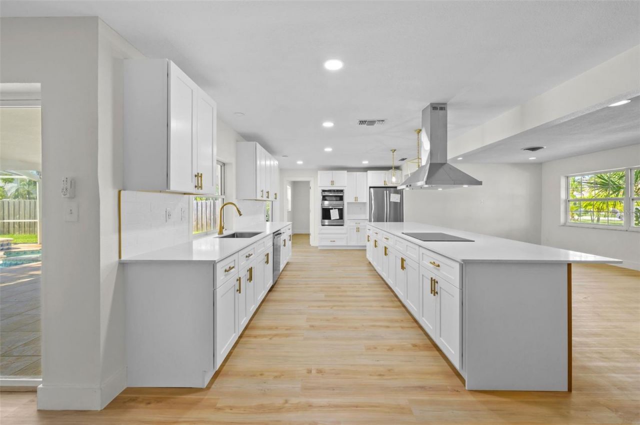 5700 Bayou Grande Boulevard Ne, Saint Petersburg, FL 33703 Photo