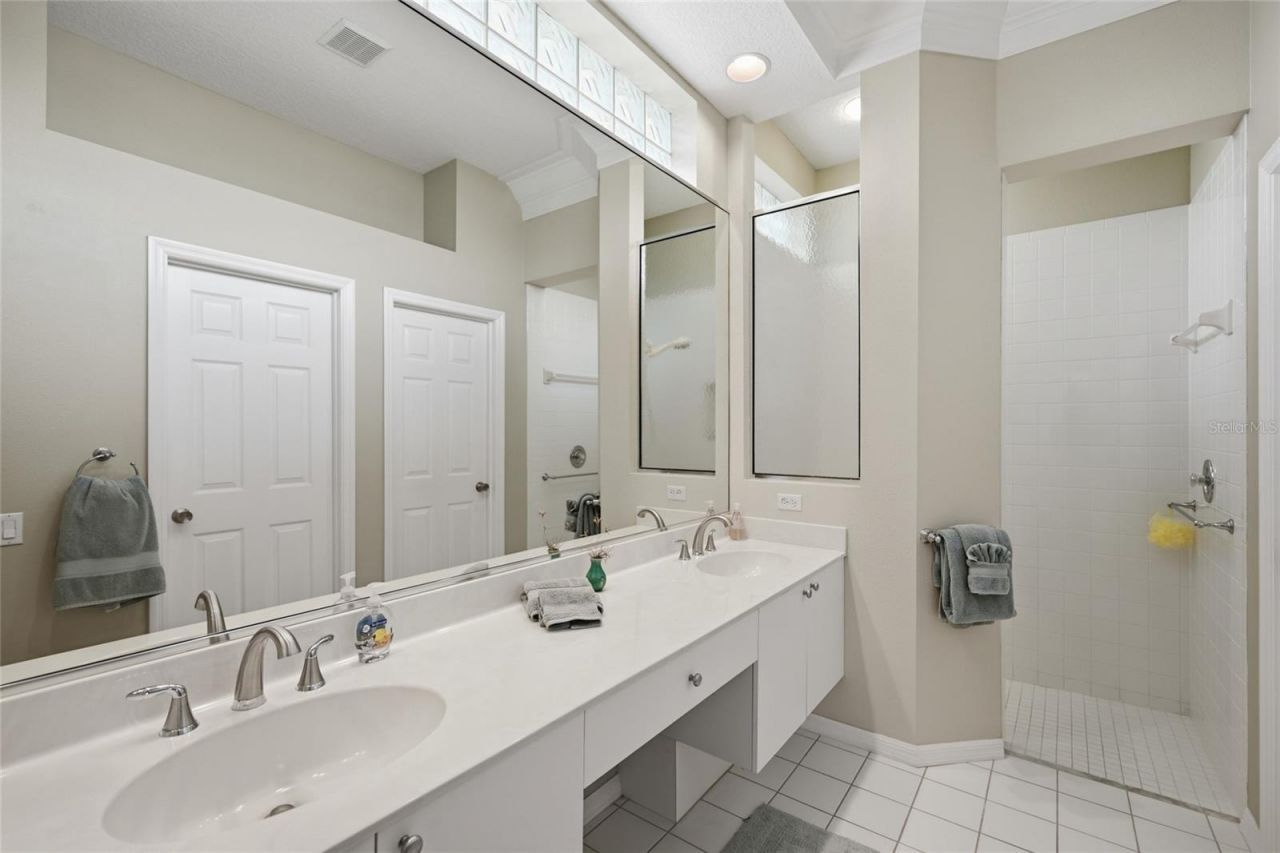 8722 52nd Drive E, Bradenton, FL 34211 Photo