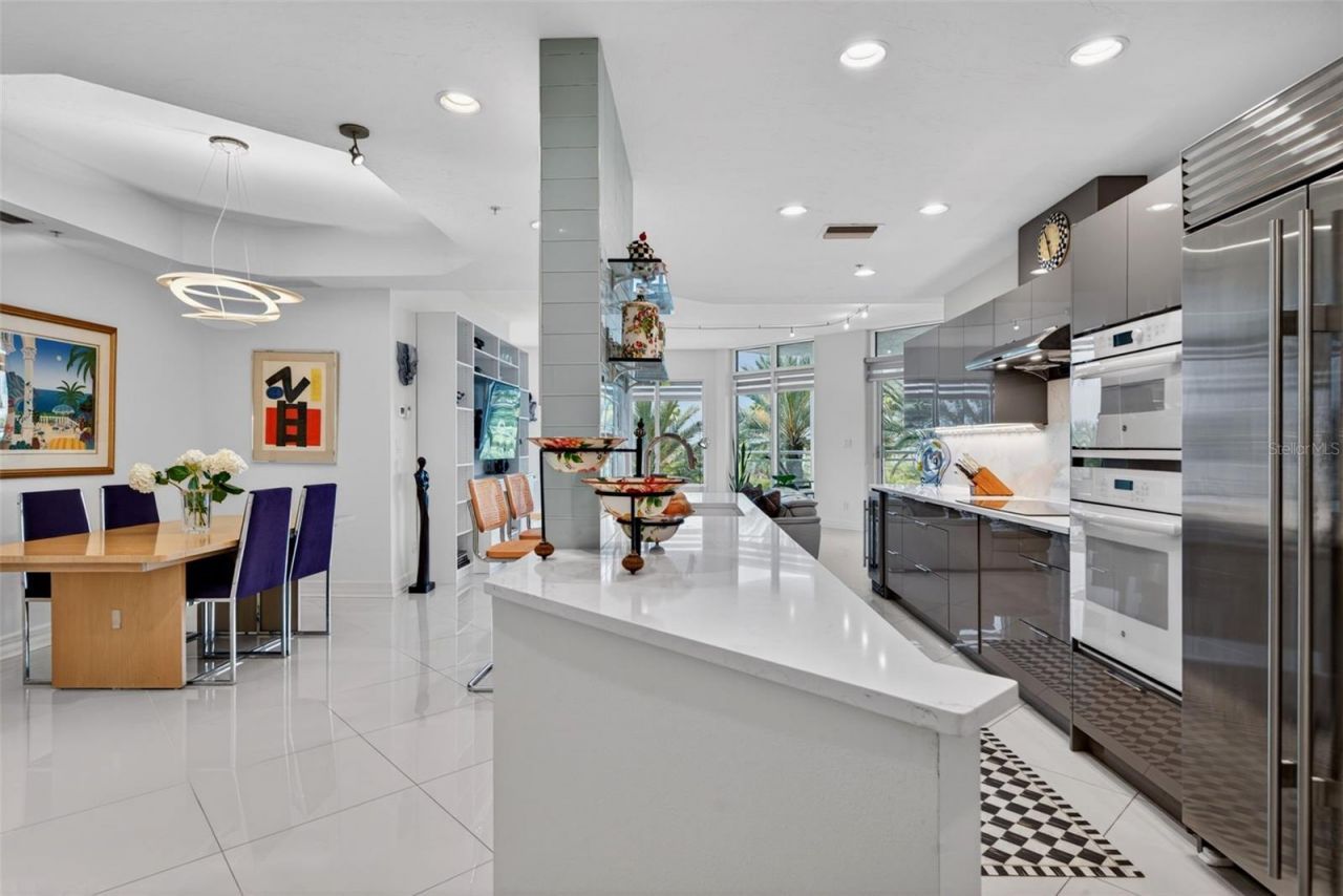 340 S Palm Avenue, Unit 14, Sarasota, FL 34236 Photo