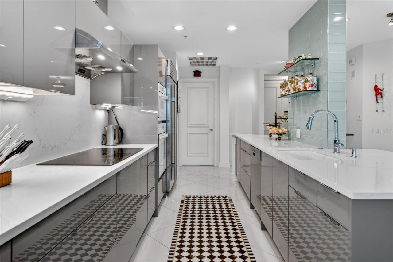 340 S Palm Avenue, Unit 14, Sarasota, FL 34236 Photo