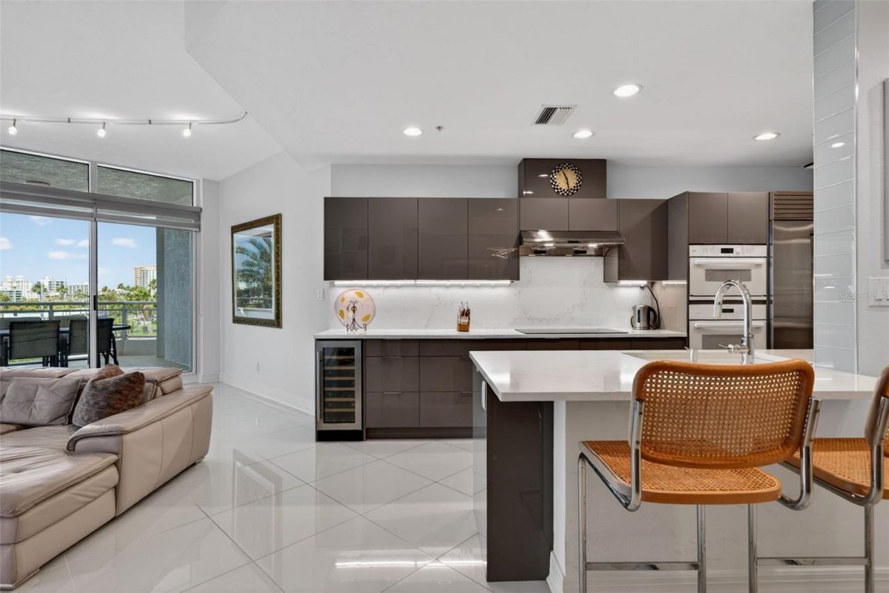 340 S Palm Avenue, Unit 14, Sarasota, FL 34236 Photo