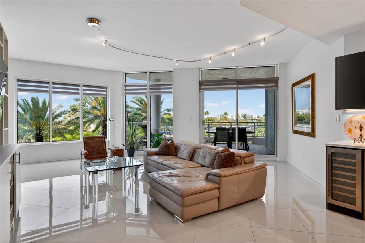 340 S Palm Avenue, Unit 14, Sarasota, FL 34236 Photo