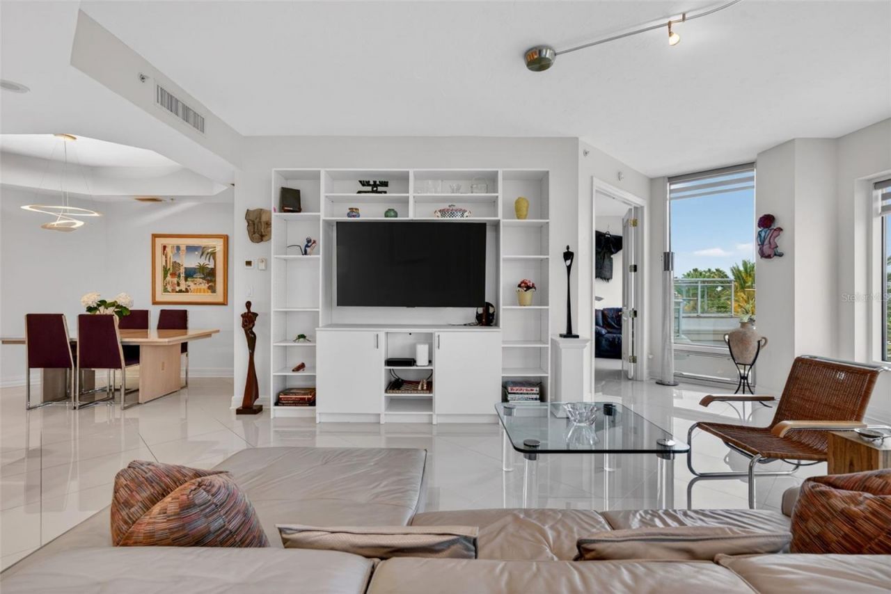 340 S Palm Avenue, Unit 14, Sarasota, FL 34236 Photo