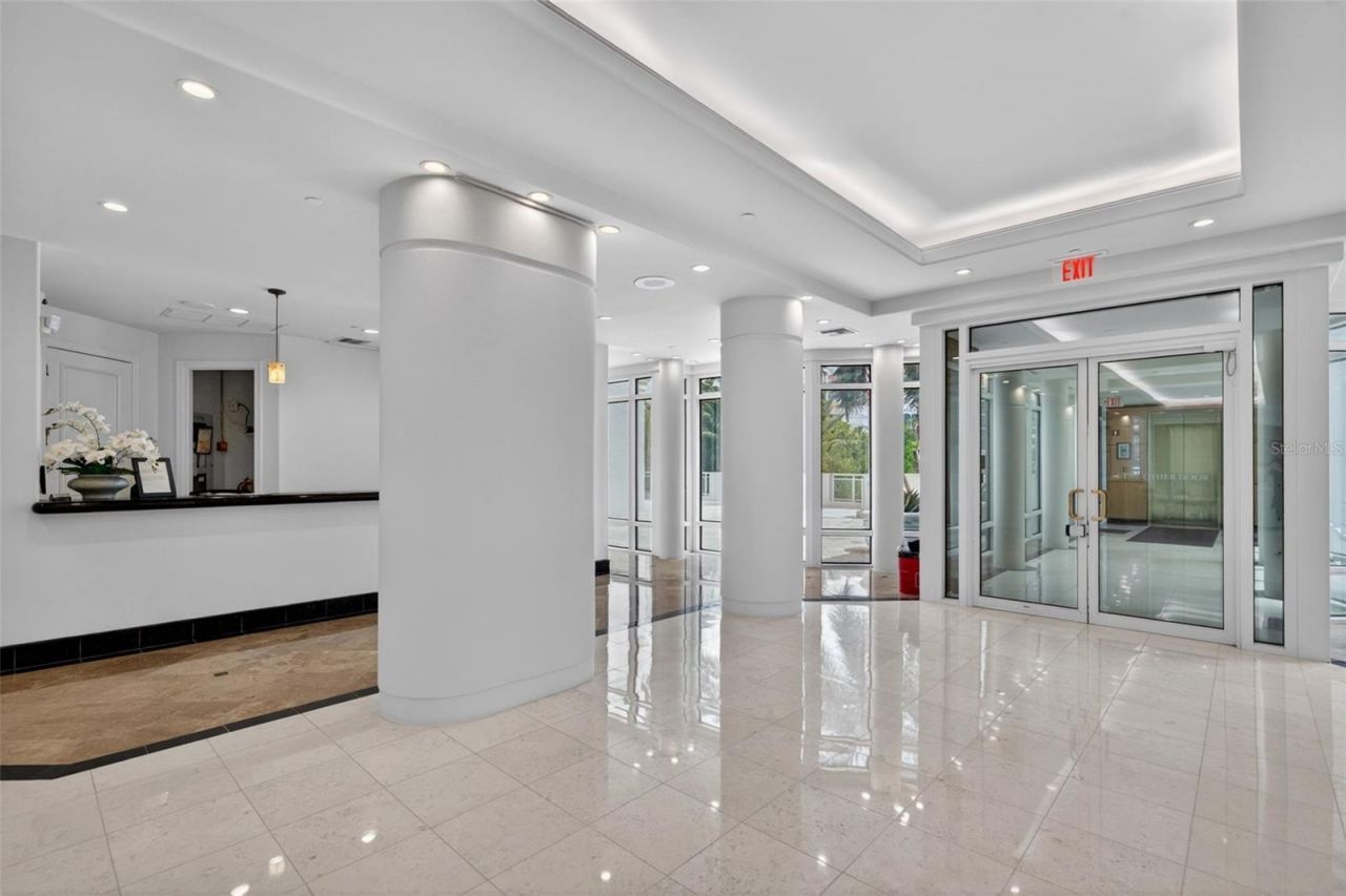 340 S Palm Avenue, Unit 14, Sarasota, FL 34236 Photo