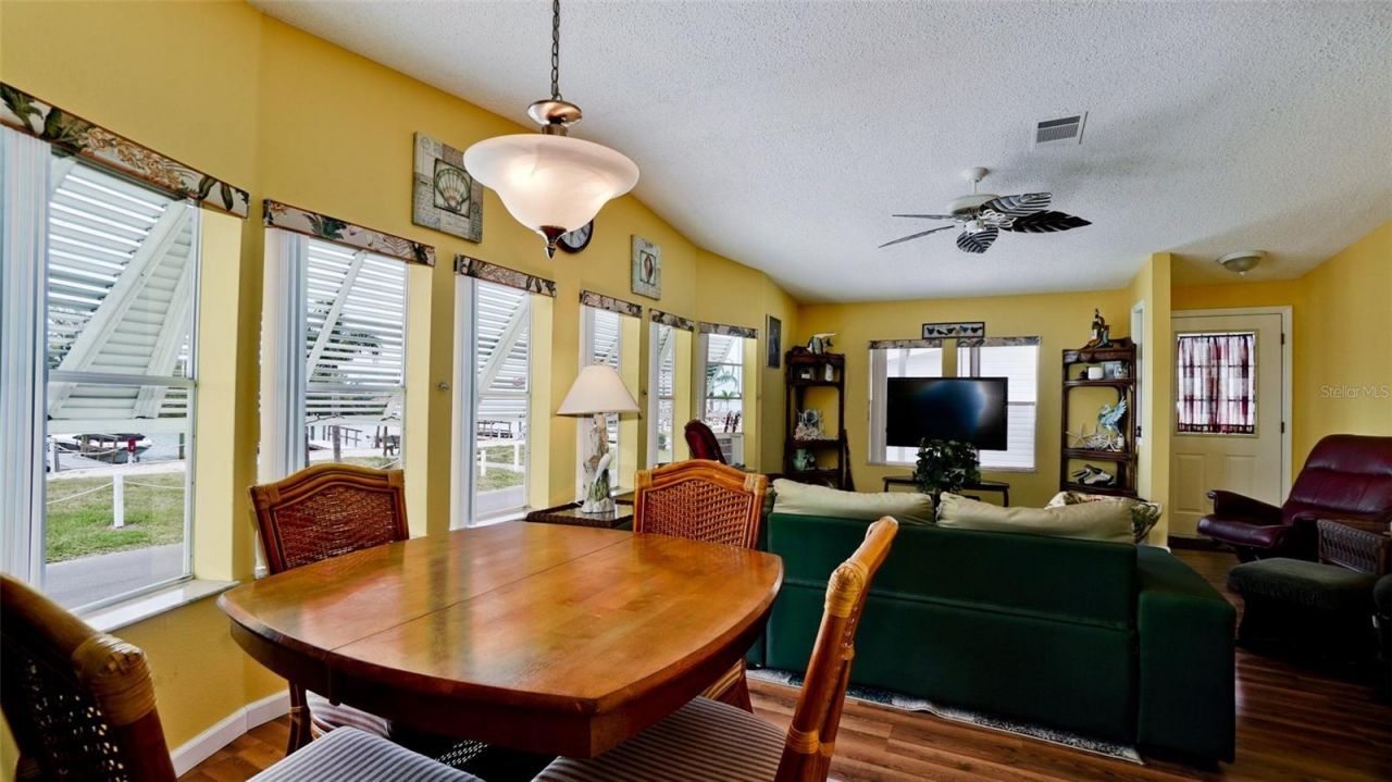 10315 Cortez Road W, Unit 1-4, Bradenton, FL 34210 Photo