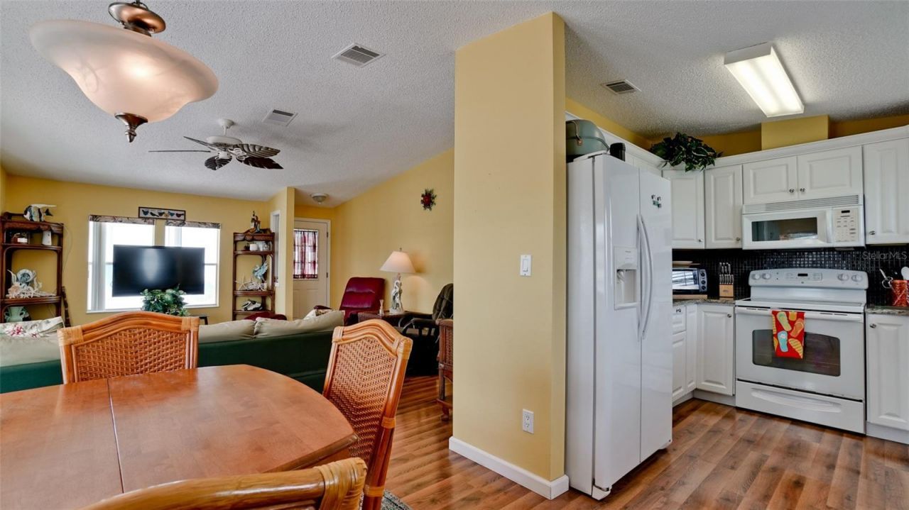 10315 Cortez Road W, Unit 1-4, Bradenton, FL 34210 Photo