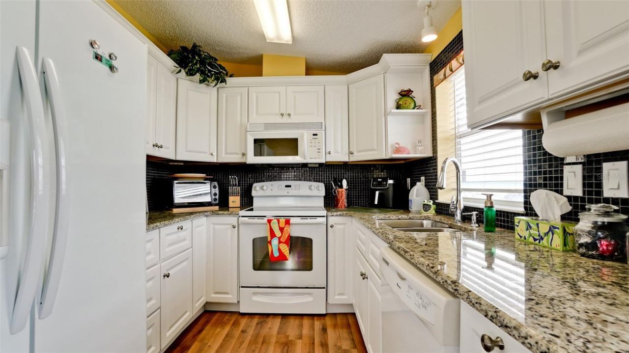 10315 Cortez Road W, Unit 1-4, Bradenton, FL 34210 Photo