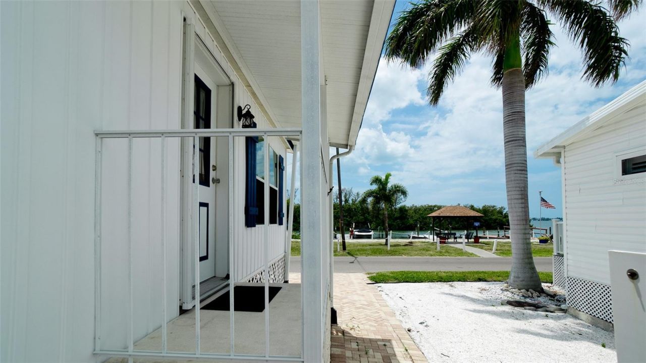 10315 Cortez Road W, Unit 1-4, Bradenton, FL 34210 Photo