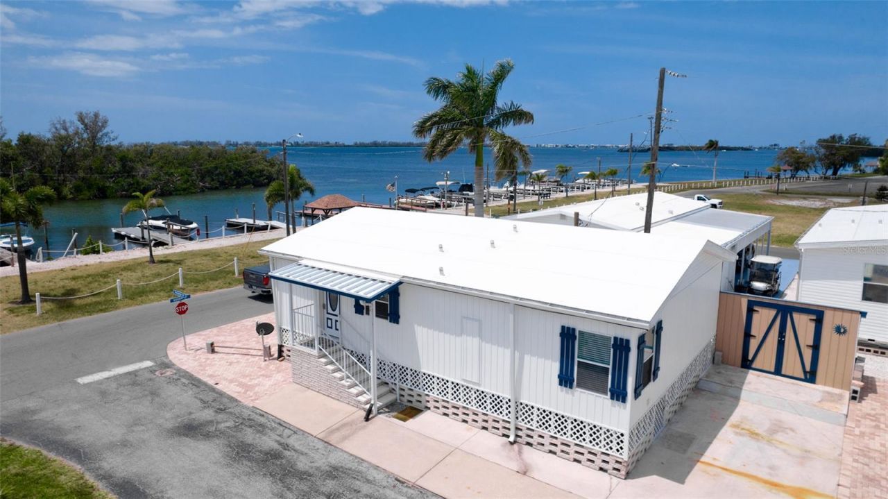 10315 Cortez Road W, Unit 1-4, Bradenton, FL 34210 Photo